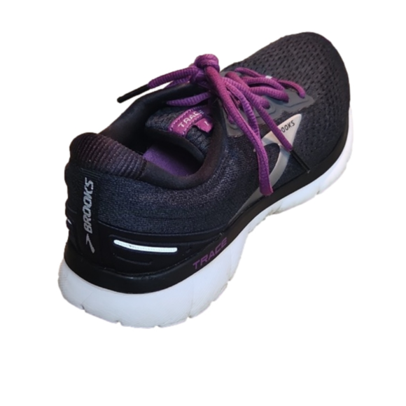 Brooks Trace 1 running sneakers. - Picture 3 of 5